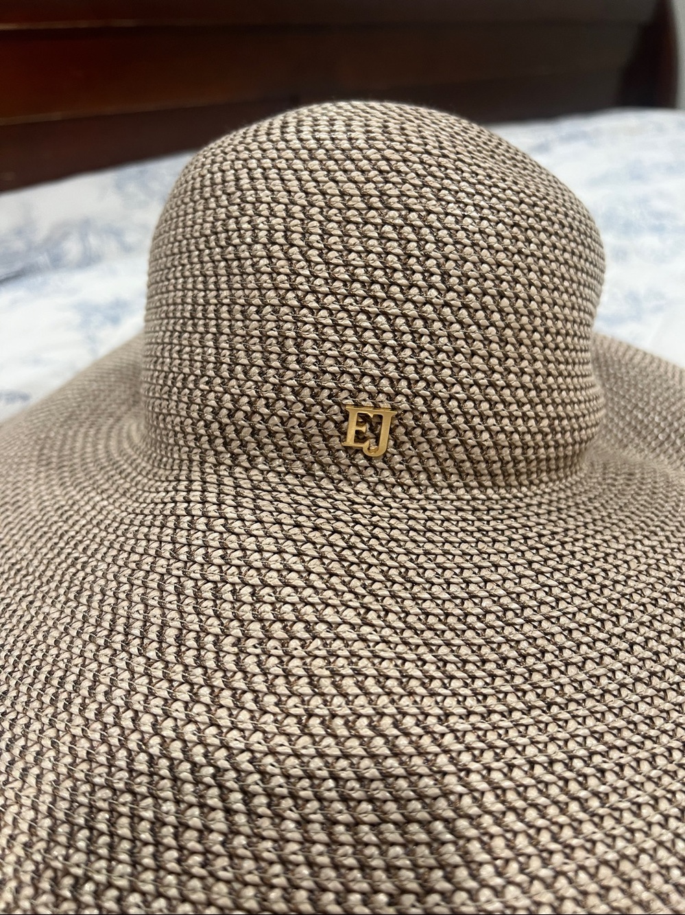 Eric Javits Two-Tone Woven Sun Hat with Gold EJ Pin